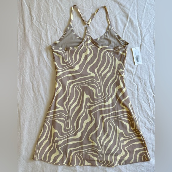NWT Outdoor Voices The Exercise Dress 2.0 Pampas Swirl Small - Picture 4 of 9